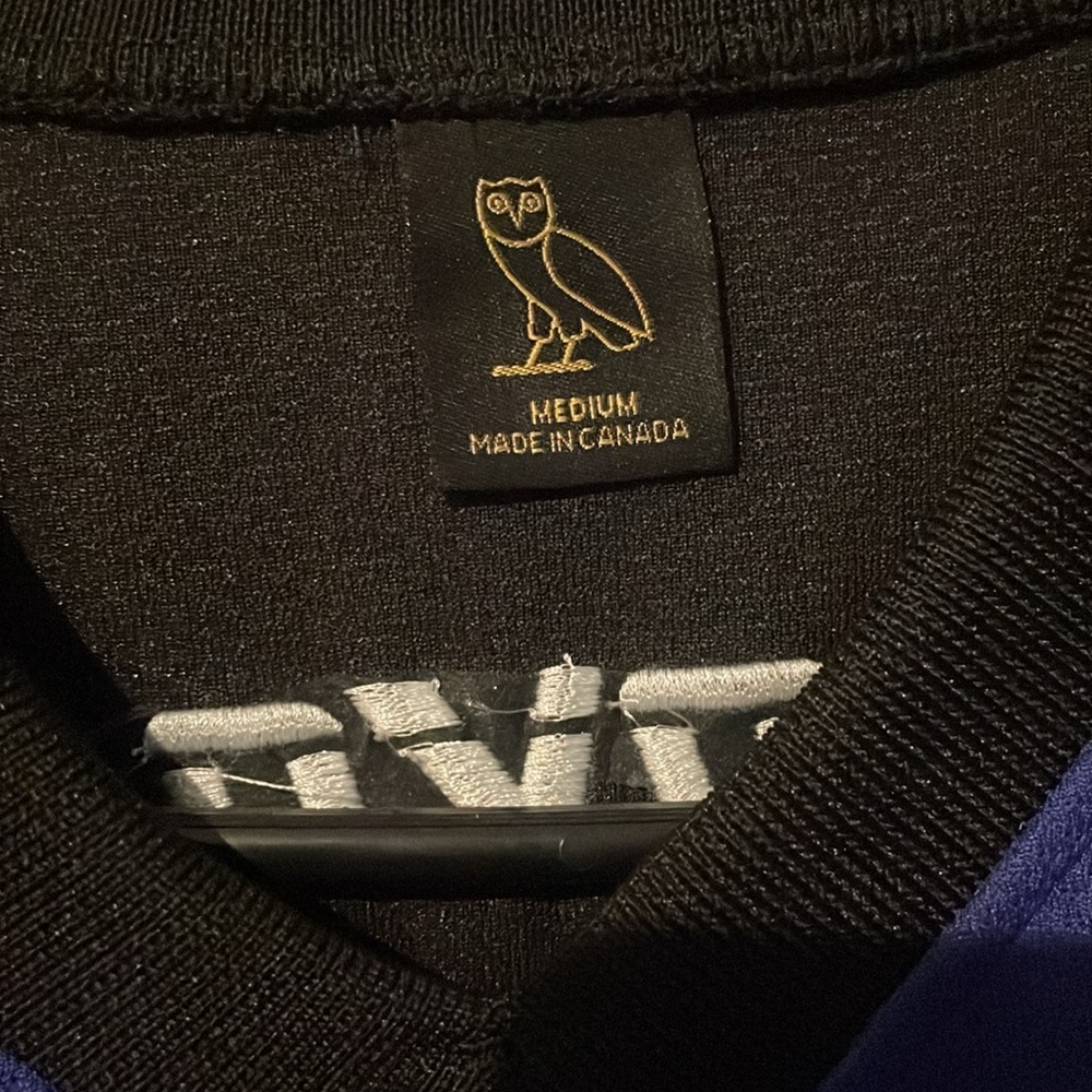 Ovo hockey jersey. - Picture 2 of 4
